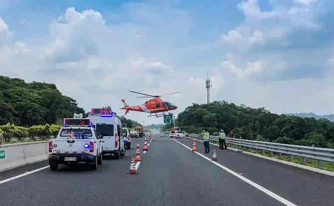 资溪高速公路汽车救援案例